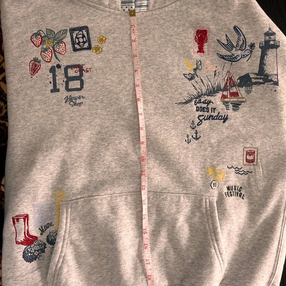 Gray Abercrombie Hoodie with Graphic summer Design